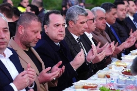 buyuksehirden-soma-termik-santrali-iscilerine-anlamli-iftar.jpg