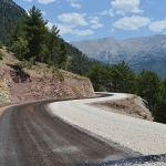 Büyükşehir’in kırsalda yol atağı sürüyor