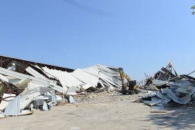 calida-2-bin-300-metrekarelik-kacak-depo-yikildi.jpg