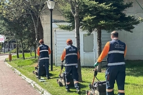 cankaya-parklarinda-bakim-ve-onarim-mesaisi.jpg