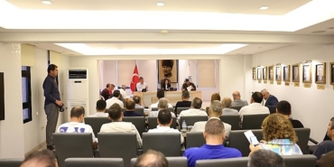 cesme-belediyesi-2025-tahmini-butcesi-2-5-milyar.jpg