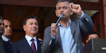 chp-genel-baskani-ozgur-ozel-mugla-programi-kapsaminda-buyuksehir-belediyesini-ziyaret-etti.jpg