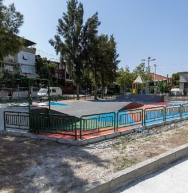 cocuklar-hayal-etti-baskan-unsal-gerceklestirdi-kaykay-pisti-aciliyor.jpg