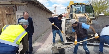 cumra-belediyesi-sahada-baskan-aydin-calismalari-yerinde-incelendi.jpg