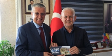 demre-belediye-baskanindan-baskan-topalogluna-ziyaret.jpg