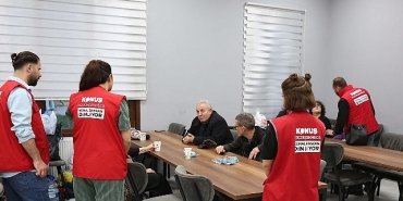 deprem-sonrasi-kucukcekmece-belediyesi-tum-imkanlarini-seferber-etti.jpg