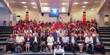 deude-exposome-tr-sempozyumu-cevresel-kirleticiler-masaya-yatirildi.jpg