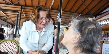 didim-ailesi-bayramda-bir-araya-geldi.jpg