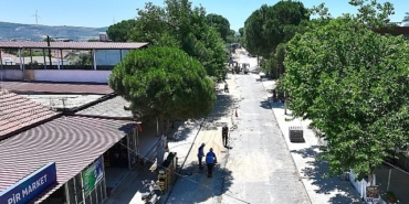 didim-belediyesi-balat-mahallesinde-tas-doseme-calismalarini-surduruyor.jpg