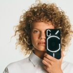 Dikkat çekici tasarımıyla fark yaratan Nothing Phone (1), kısa süreliğine indirimde