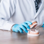 Modern Diş Hekimliğiyle Sağlıklı Gülüşlere Ulaşmak