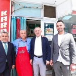 dugune-gitti-proje-inceledi-vatandasla-sohbet-etti.jpg