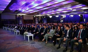 dunya-liderleri-uludag-ekonomi-zirvesinde-uludag-ekonomi-zirvesinin-acilis-konusmasini-hazine-ve-maliye-bakani-WRdmc2he.jpg