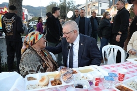 edremit-belediyesi-iftar-sofralari-altinolukta-kuruldu.jpg