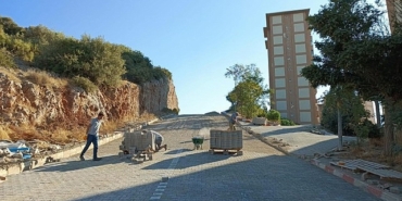 edremit-belediyesinden-yol-duzenleme-calismalari.jpg