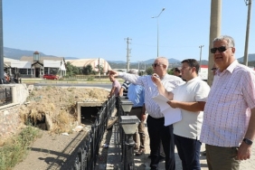 edremitte-trafigi-rahatlatacak-yan-yol-calismasi.jpg