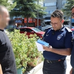 edremitte-yere-cop-ve-izmarit-atana-para-cezasi-donemi-basladi.jpg