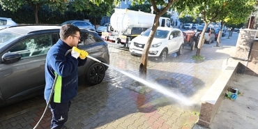 efes-selcuk-sokaklarinda-temizlik-harekati.jpg