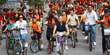 efes-selcuklular-cumhuriyet-icin-pedal-cevirdi.jpg