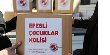 efes-selcukta-anne-adaylarina-ve-bebeklerine-gida-dayanismasi-destegi.jpg