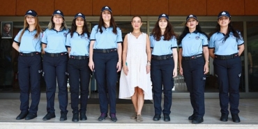 efes-selcukta-kadin-zabita-destek-birimi-gorev-basinda.jpg