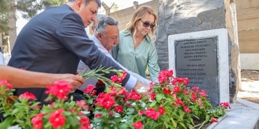 efsane-baskan-aydin-erten-mezari-basinda-anildi.jpg