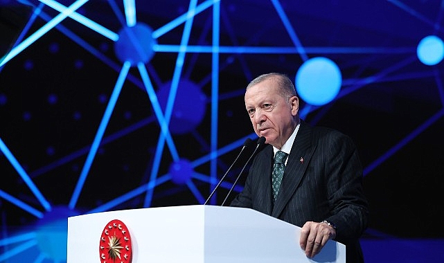 egitimde-yapay-zeka-vizyonunu-ele-alan-tetz-cumhurbaskani-erdoganin-katilimiyla-basladi.jpg