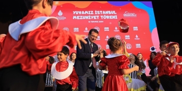 ekrem-imamoglu-ibbnin-yuvamiz-istanbul-kreslerinden-2055-cocuk-mezun-olarak-ilkokula-gecis-yapti.jpg