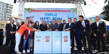 ekrem-imamoglu-sancaktepe-belediye-baskani-alper-yegin-ile-birlikte-ilcede-gerceklestirilen-20-yeni-projenin-toplu-temel-atma-torenine-katildi.jpg