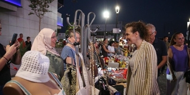 el-emegi-gece-pazari-kadinlara-kazanc-kapisi-oldu.jpg