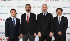 elektrikli-araclar-icin-platform-hizmeti-charging-hub-iwcnKemd.jpg