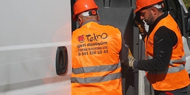 elektronik-atiklar-geri-donusume-kazandirildi.jpg