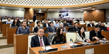 erdal-abb-genclik-meclisi-yonetiminde.jpg