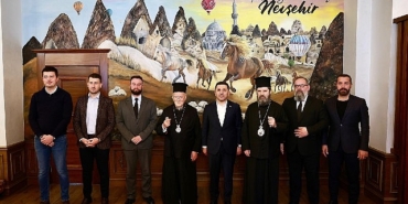 fener-rum-patrigi-bartholomeos-baskan-ariyi-ziyaret-etti.jpg