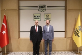 filistinin-ankara-buyukelcisi-ebu-ceys-baskan-altayi-ziyaret-etti.jpg