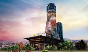 fullstack-bootcamp-2023u-basariyla-tamamlayan-3-genc-kariyerlerine-vakifbankta-devam-edecek-uhsT9r52.jpg