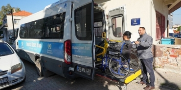 gaziemir-belediyesinden-engelli-ve-hasta-bireylere-ulasim-destegi.jpg