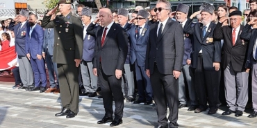 gaziler-gunu-bayrampasada-torenle-kutlandi.jpg