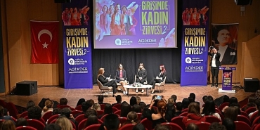 girisimde-kadin-zirvesinin-ikincisi-duzenlendi.jpg