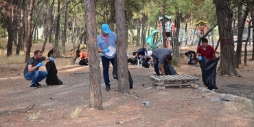 gonullulerden-cevre-temizligi-kivilcimi.jpg