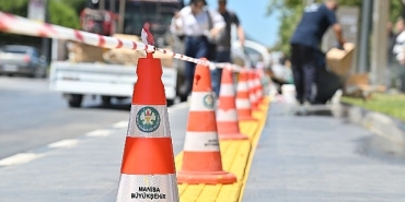 gorme-engelliler-icin-hissedilebilir-zemin-uygulamasi-suruyor.jpg