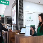 guner-ogle-yemegini-vatandaslarla-birlikte-yedi.jpg