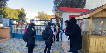 guzelbahce-belediyesi-personellerinden-imece-ornegi.jpg