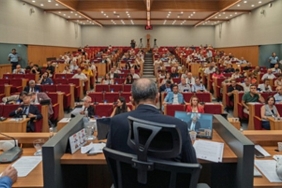 hilton-oteli-hisseleri-devrediliyor.jpg