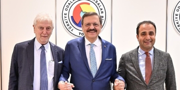 hisarciklioglu-yorgancilar-ve-olgun-el-ele.jpg