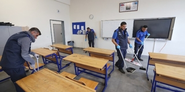 ibb-bir-haftada-65-bin-ogrencinin-okulunu-temizledi.jpg