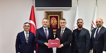 ibrahim-akindan-spor-hamlesi-bayrampasa-spor-tesisleri-icin-yatirim-protokolu-imzalandi.jpg
