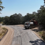 inegolde-6-kirsal-mahallenin-yolu-yenileniyor.jpg