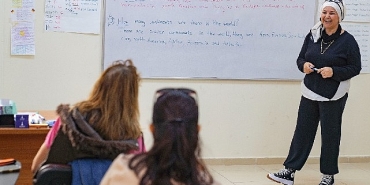 izmir-buyuksehir-belediyesi-kadinlari-her-alanda-destekliyor.jpg