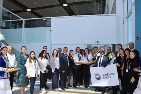 izmir-ile-almati-arasinda-direkt-ucuslar-basladi.jpg